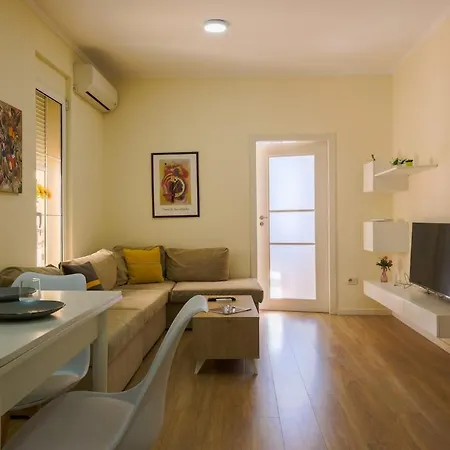 Self Check-in Apartman *